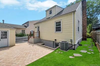 57 Marino Avenue, Port Washington, NY 11050 - Photo 29