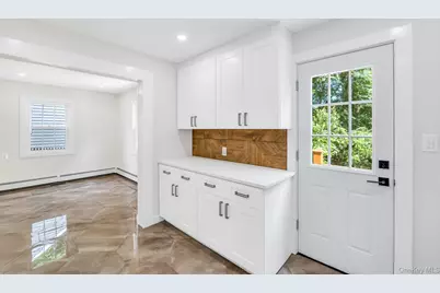 57 Marino Avenue, Port Washington, NY 11050 - Photo 7