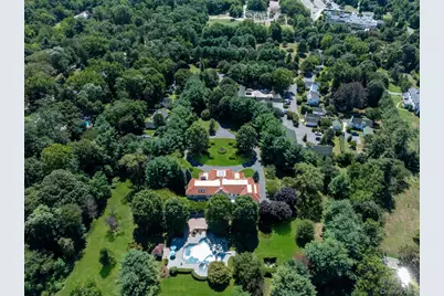 23 Old Westbury Rd, Old Westbury, NY 11568 - Photo 25