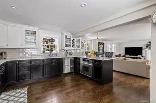 23 Old Westbury Rd, Old Westbury, NY 11568 - Photo 21