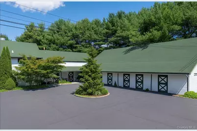 23 Old Westbury Rd, Old Westbury, NY 11568 - Photo 23