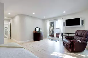 26 Tennis Court Rd, Oyster Bay, NY 11771 - Photo 23