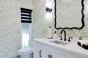 26 Tennis Court Rd, Oyster Bay, NY 11771 - Photo 31