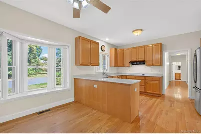 17 Santa Anna Drive, Poughkeepsie, NY 12603 - Photo 13