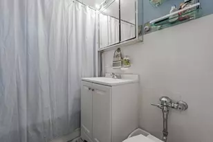 118-66 Metropolitan, Kew Gardens, NY 11415 - Photo 17