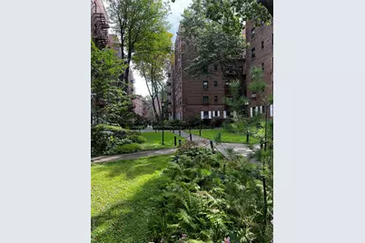 118-66 Metropolitan #5F, Kew Gardens, NY 11415 - Photo 5