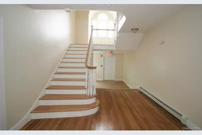 385 Palisade Avenue #3, Yonkers, NY 10703 - Photo 3
