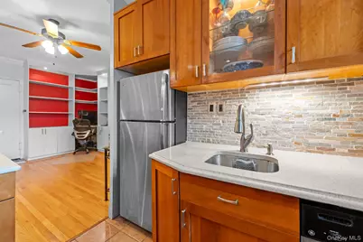 69-60 108th Street #503, Forest Hills, NY 11375 - Photo 17