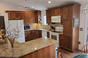 23 Lexington Dr, Newburgh, NY 12550 - Photo 3