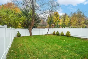 13 Dunes Ln, Port Washington, NY 11050 - Photo 3