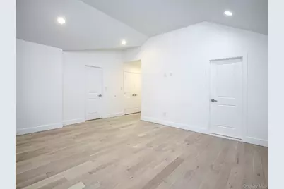 13 Dunes Lane, Port Washington, NY 11050 - Photo 27