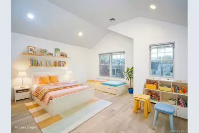 13 Dunes Lane, Port Washington, NY 11050 - Photo 11