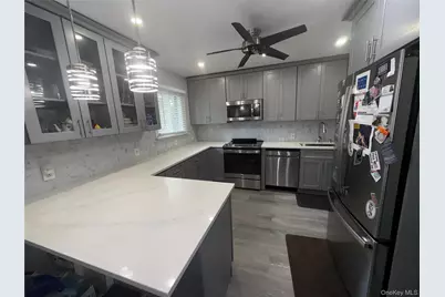 82 Schenectady Avenue, West Babylon, NY 11704 - Photo 5