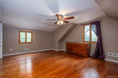 363 Gilbert Avenue, Pearl River, NY 10965 - Photo 23