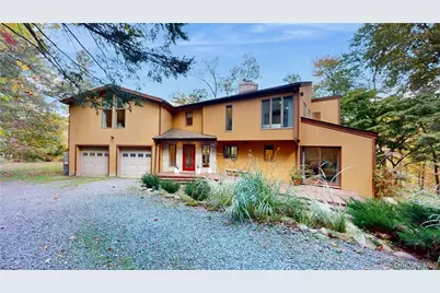 96 Old Pascack Road, Pearl River, NY 10965 - Photo 3