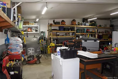 2438 State Route 300, Wallkill, NY 12589 - Photo 27