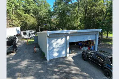 2438 State Route 300, Wallkill, NY 12589 - Photo 7
