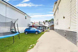 4153 Gunther Ave, Bronx, NY 10466 - Photo 33