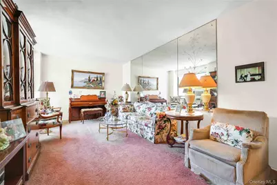 25-18 Union Street #4G, Flushing, NY 11354 - Photo 3