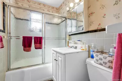 25-18 Union Street #4G, Flushing, NY 11354 - Photo 13