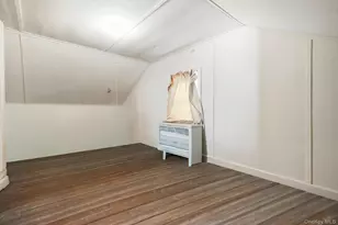 137 Longview Ave, White Plains, NY 10605 - Photo 23