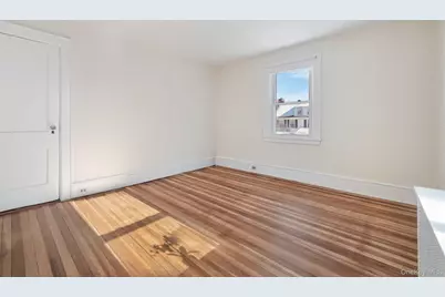 137 Longview Avenue, White Plains, NY 10605 - Photo 19