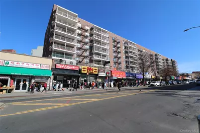 41-25 Kissena Boulevard #3F, Flushing, NY 11355 - Photo 7