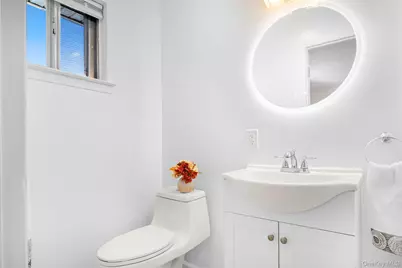 1426 Forest Avenue, Baldwin, NY 11510 - Photo 11