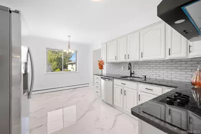 1426 Forest Avenue, Baldwin, NY 11510 - Photo 7