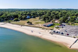 35 N Riley Ave, Mattituck, NY 11952 - Photo 5