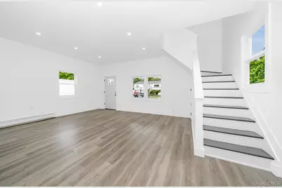 24 Calvert Avenue, West Babylon, NY 11704 - Photo 13