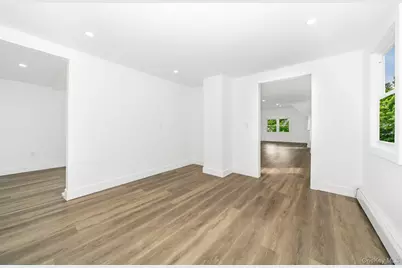 24 Calvert Avenue, West Babylon, NY 11704 - Photo 11