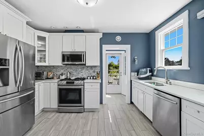 126 N Broadway, White Plains, NY 10603 - Photo 15