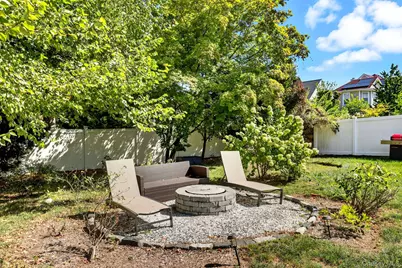 126 N Broadway, White Plains, NY 10603 - Photo 41