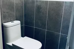 1304 Midland Ave, Yonkers, NY 10704 - Photo 17