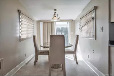 11 Jamaica Ave, Plainview, NY 11803 - Photo 7