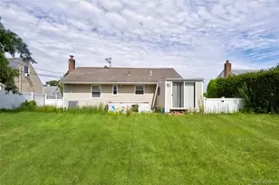 11 Jamaica Ave, Plainview, NY 11803 - Photo 17