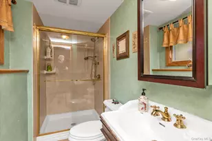 84 Lake Rd, Greenlawn, NY 11740 - Photo 23