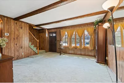 34 Audrey Avenue, Plainview, NY 11803 - Photo 3