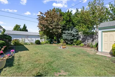 34 Audrey Avenue, Plainview, NY 11803 - Photo 17