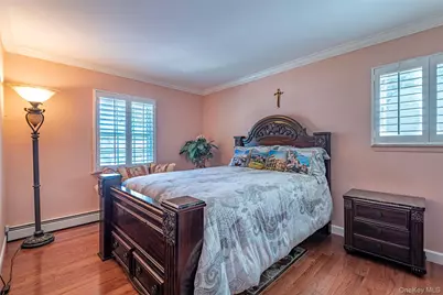 6 Linden Street, Selden, NY 11784 - Photo 21