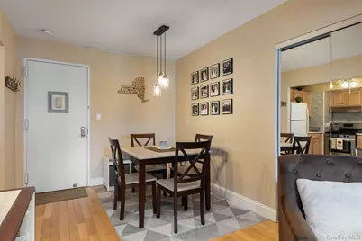 55 Monroe Boulevard #2H, Long Beach, NY 11561 - Photo 5