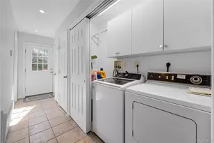 1 Willow Ln, Hewlett, NY 11557 - Photo 23