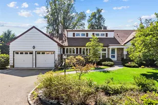 1 Willow Ln, Hewlett, NY 11557 - Photo 3