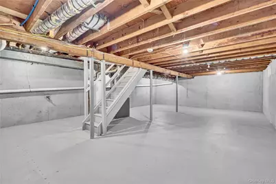 31 Fawn Lane W, South Setauket, NY 11720 - Photo 15