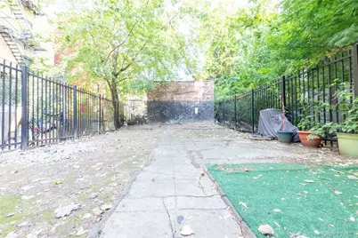 2023 Hughes Avenue, Bronx, NY 10457 - Photo 25