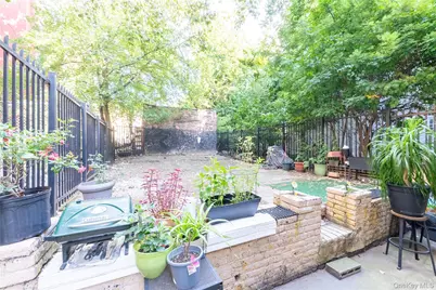 2023 Hughes Avenue, Bronx, NY 10457 - Photo 23