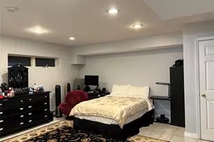 204 Outlook Ave, Bronx, NY 10465 - Photo 11