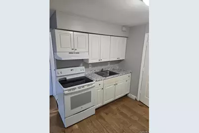 20-22 Bay Shore Ave #Apt 20-3, Bay Shore, NY 11706 - Photo 7