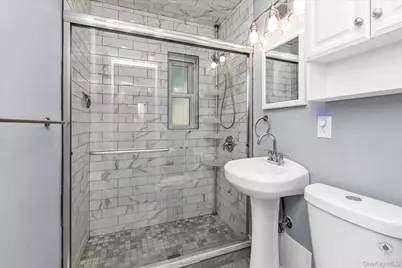 195 N Village Avenue #D4, Rockville Centre, NY 11570 - Photo 11